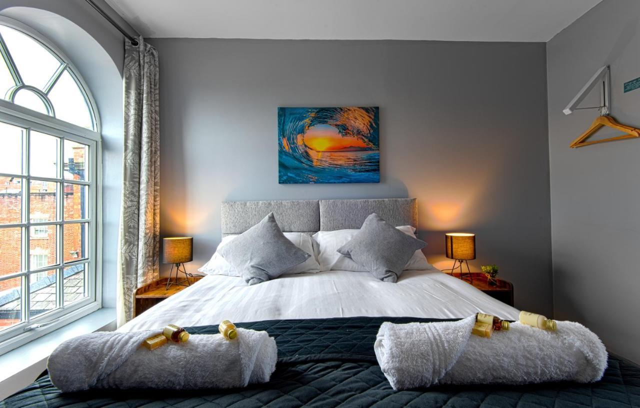 The Penthouse Gathering - Town Centre - Sleeps Up To 16 Рексем Экстерьер фото